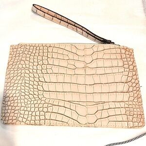 🆕 New Look Tan Wristlet NWOT